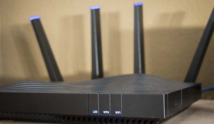 Netgear AC5300 Nighthawk X8 Tri-Band Wi-Fi Router (R8500)