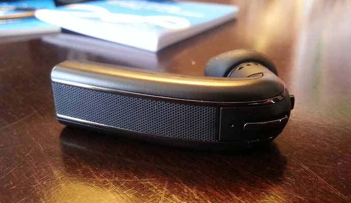 blueant q3 premium smartphone bluetooth wireless headset