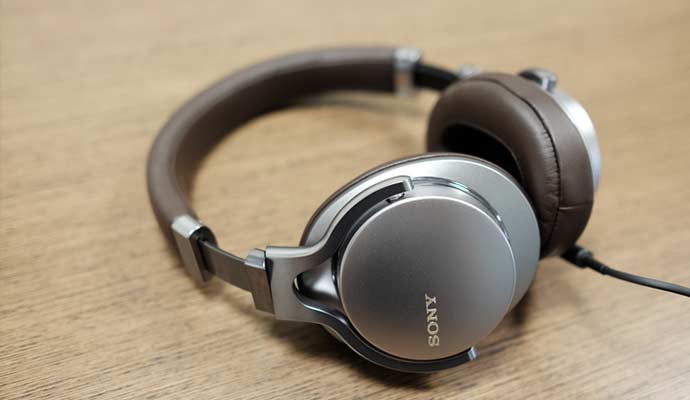 Sony MDR1A - Premium Hi-Res Stereo Headphone 2022