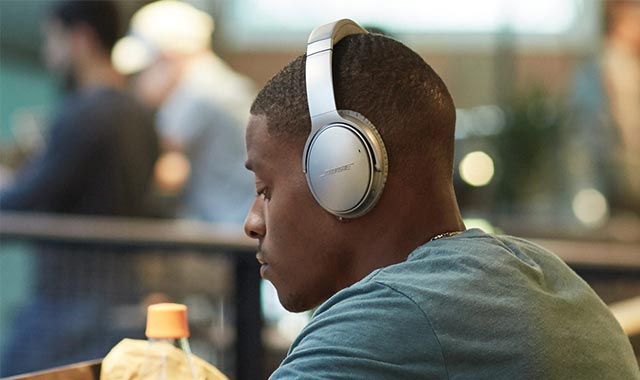 Bose QuietComfort 35 - Best Wireless Headphones with Noise-cancellation 2024