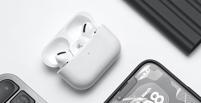 Apple AirPods Pro 2 - ANC wireless earbuds for Macbook Pro